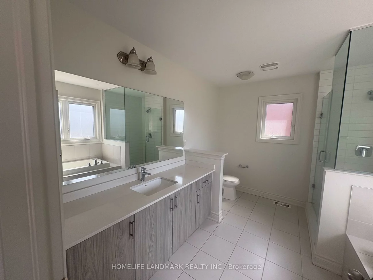 8, Yarrow, Holland Landing, East Gwillimbury