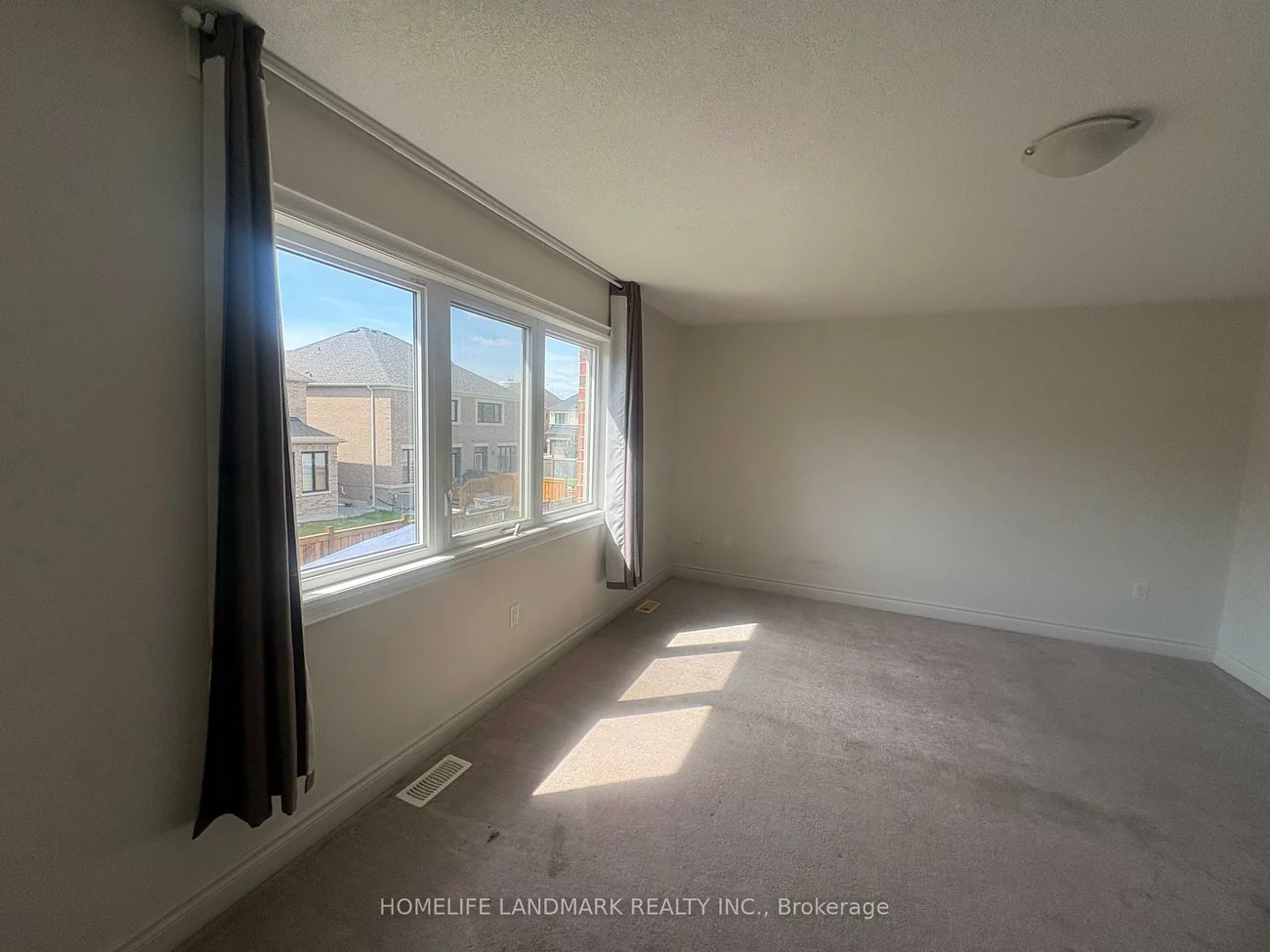 8, Yarrow, Holland Landing, East Gwillimbury
