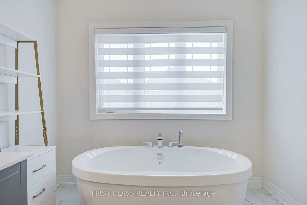 376, Seaview, Queensville, East Gwillimbury