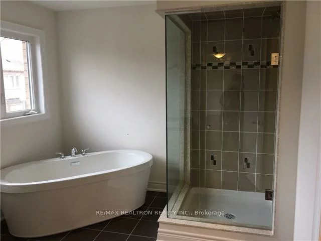 22, Clifford Fairbarn, Queensville, East Gwillimbury