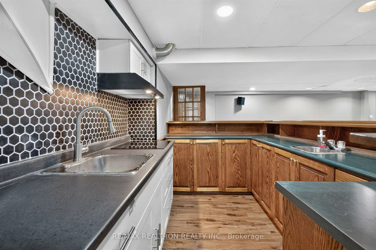 20, Arthur Hall, Sharon, East Gwillimbury