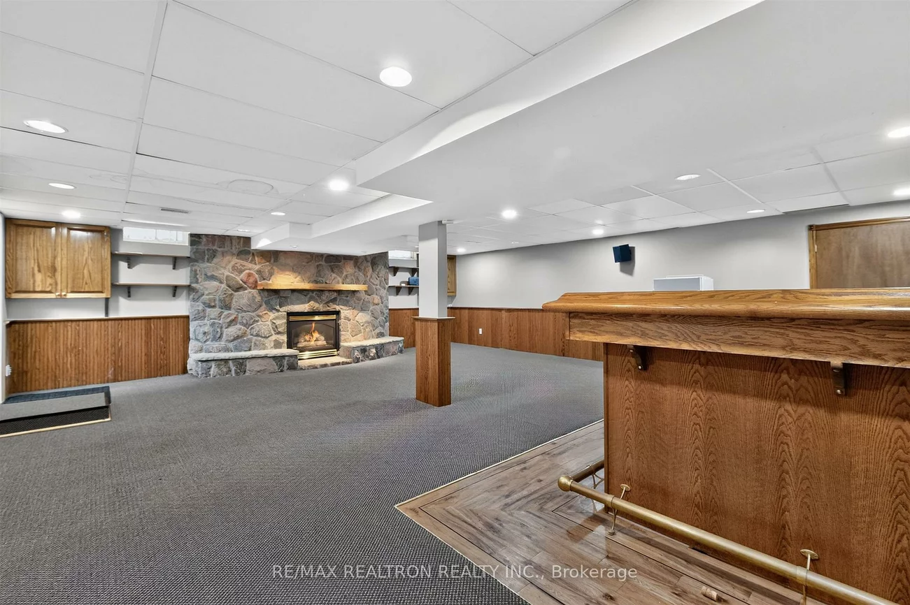 20, Arthur Hall, Sharon, East Gwillimbury