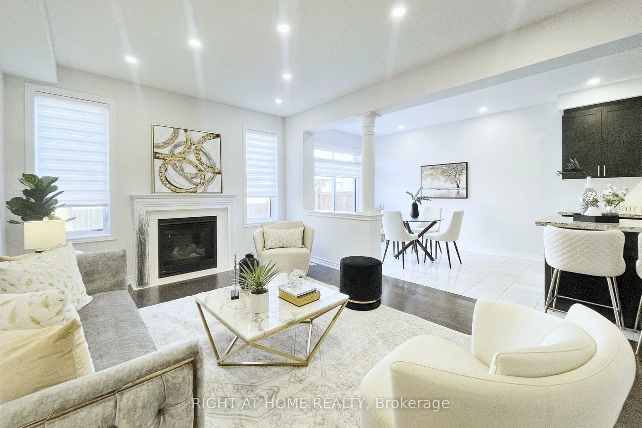 60, Falconridge, Sharon, East Gwillimbury