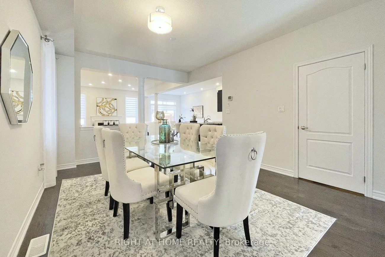 60, Falconridge, Sharon, East Gwillimbury
