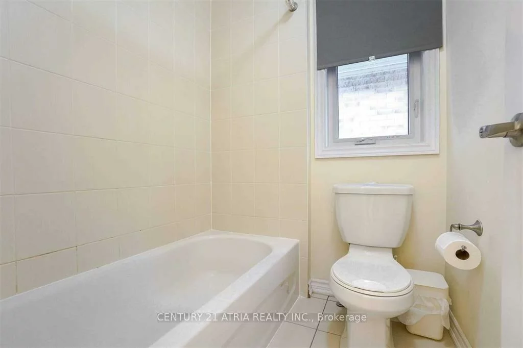 51, Temple, Sharon, East Gwillimbury