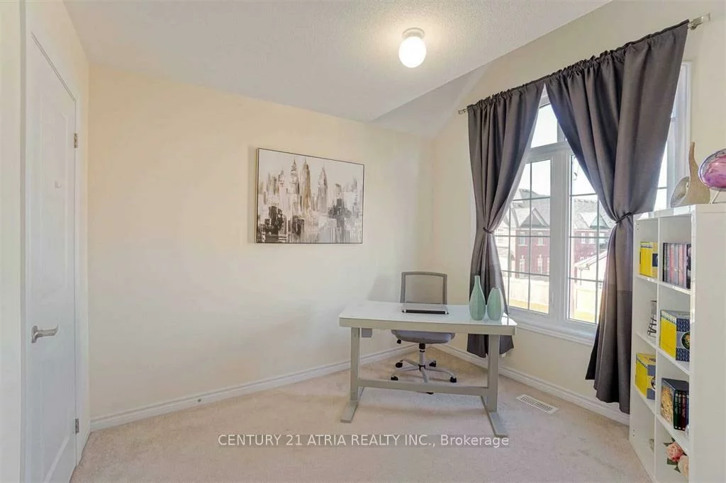 51, Temple, Sharon, East Gwillimbury
