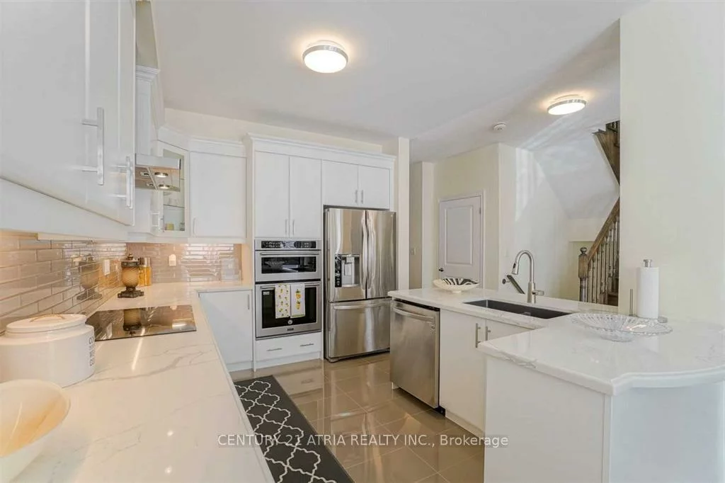 51, Temple, Sharon, East Gwillimbury