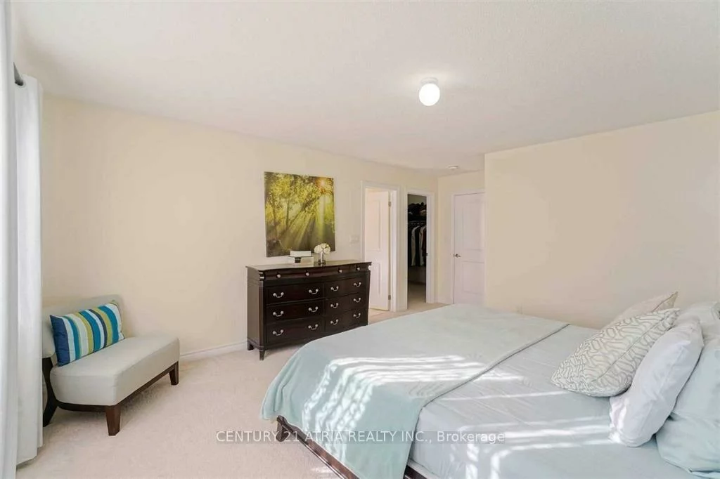 51, Temple, Sharon, East Gwillimbury