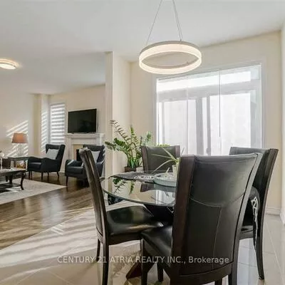 51, Temple, Sharon, East Gwillimbury