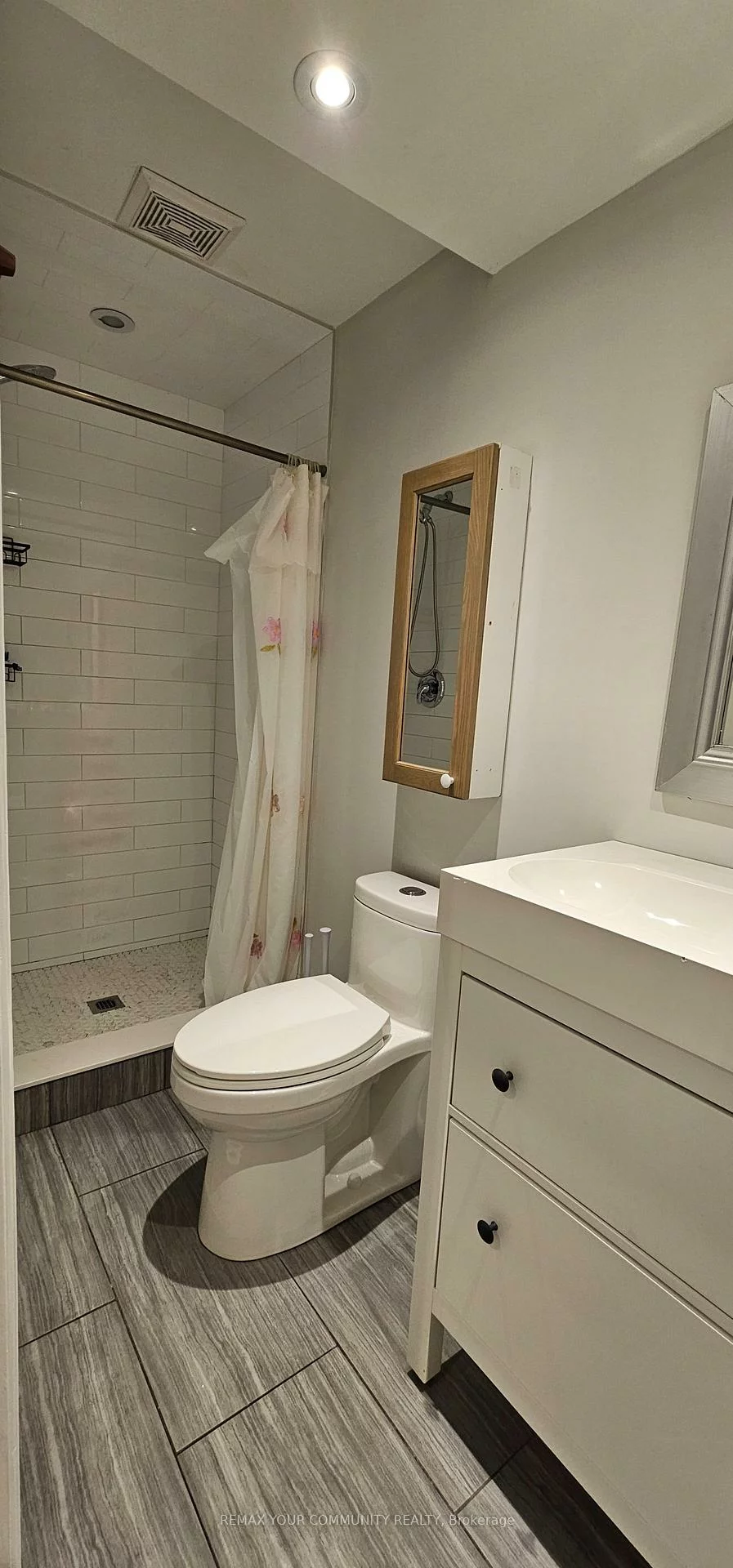 46, Courtland, Holland Landing, East Gwillimbury