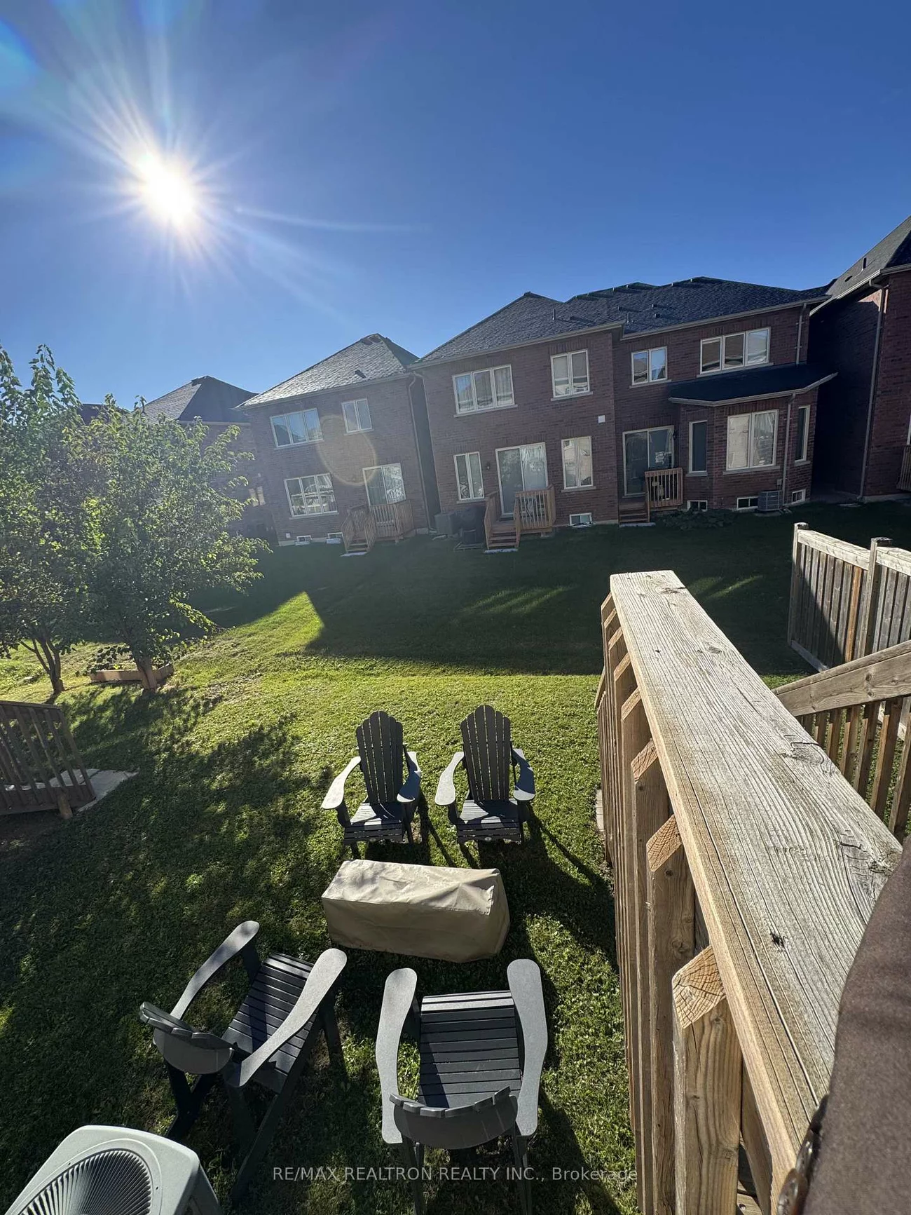 49, Mondial, Queensville, East Gwillimbury