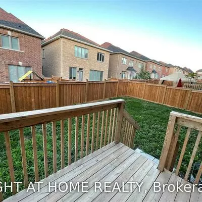 123, Dog Wood, Holland Landing, East Gwillimbury