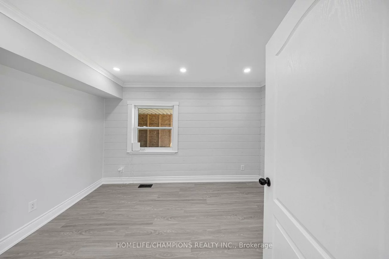 997, Mount Albert, Rural East Gwillimbury, East Gwillimbury