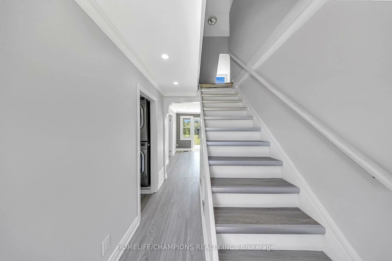 997, Mount Albert, Rural East Gwillimbury, East Gwillimbury