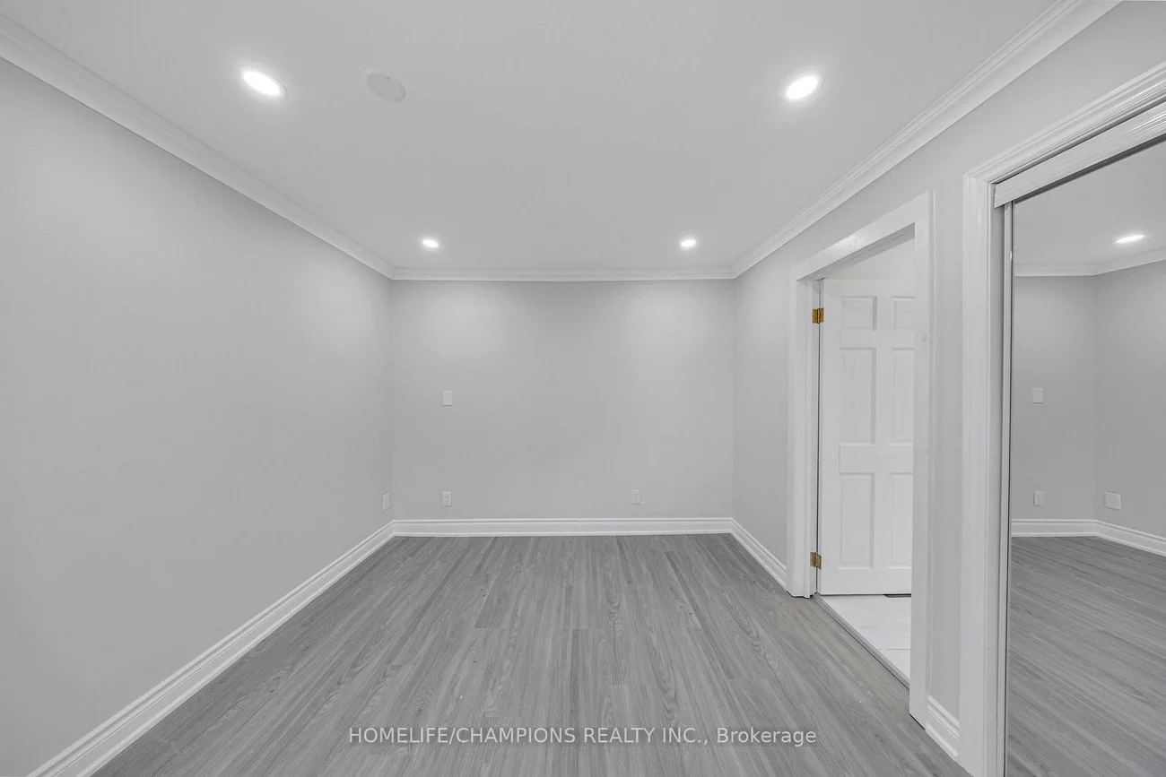 997, Mount Albert, Rural East Gwillimbury, East Gwillimbury