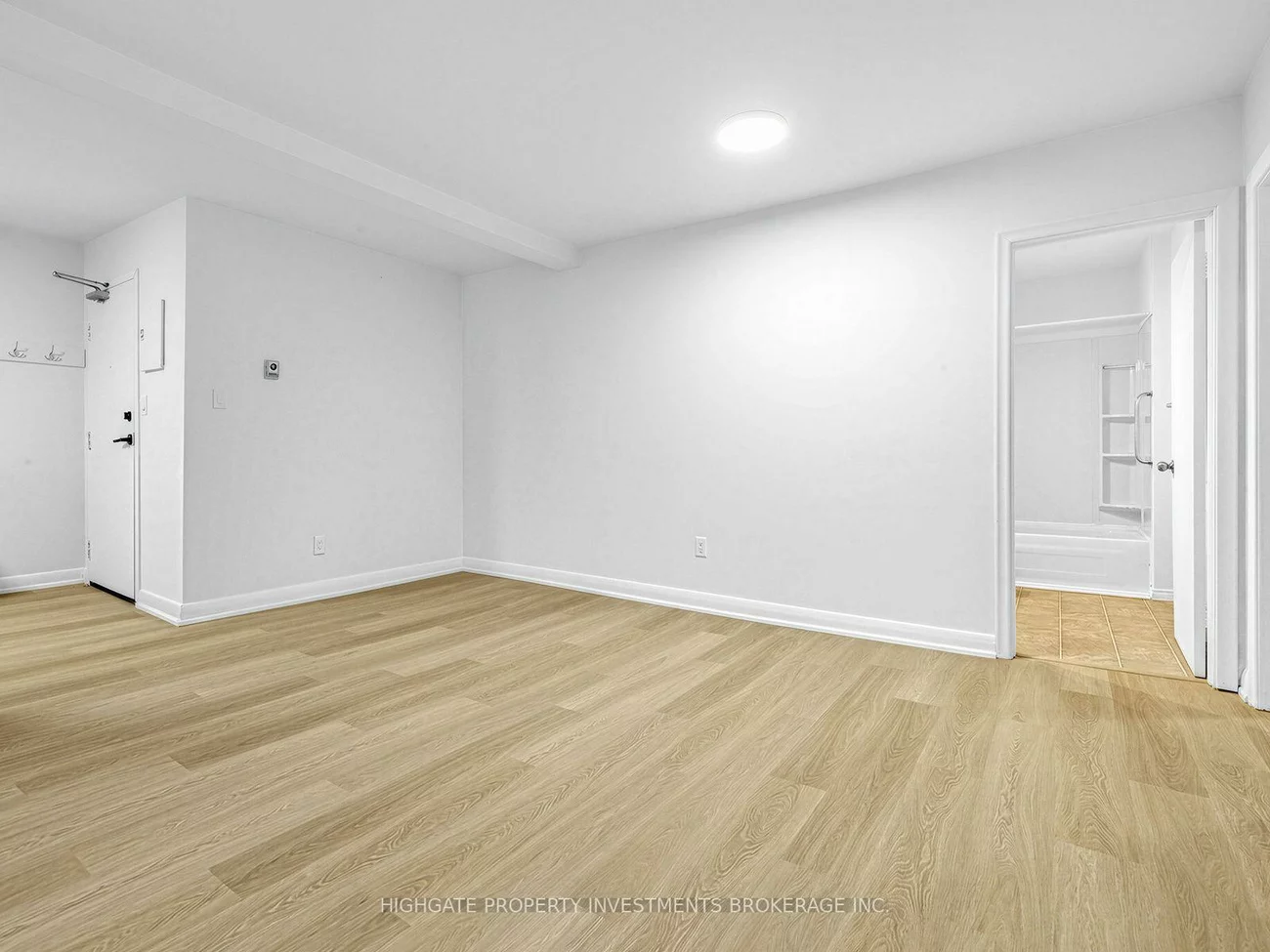 8, School, Holland Landing, East Gwillimbury
