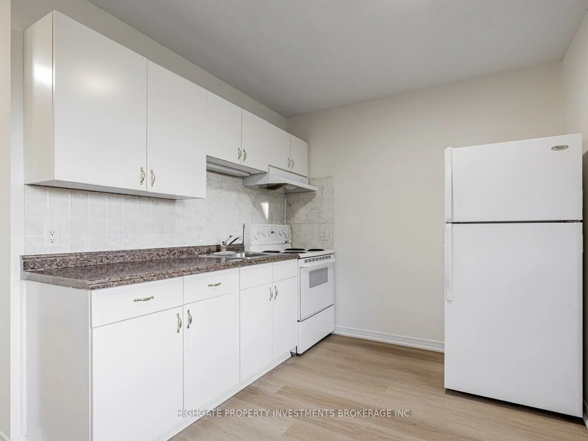 8, School, Holland Landing, East Gwillimbury