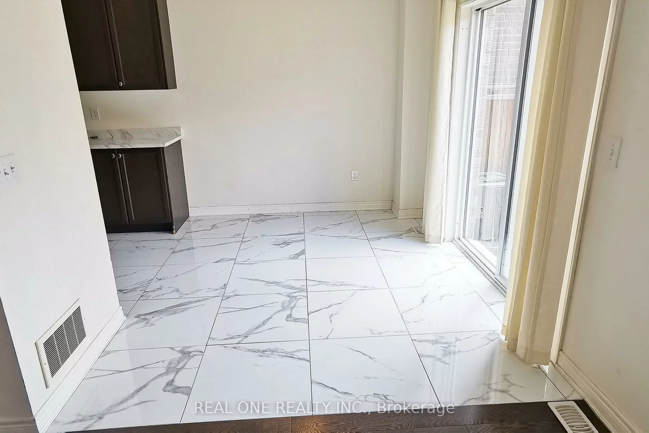 51, Kavanagh, Sharon, East Gwillimbury