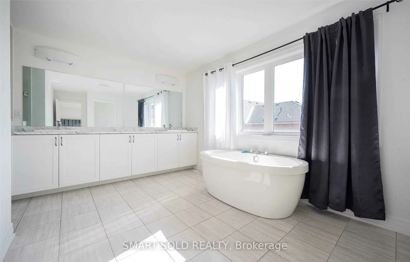 55, Charlotte Abby, Holland Landing, East Gwillimbury