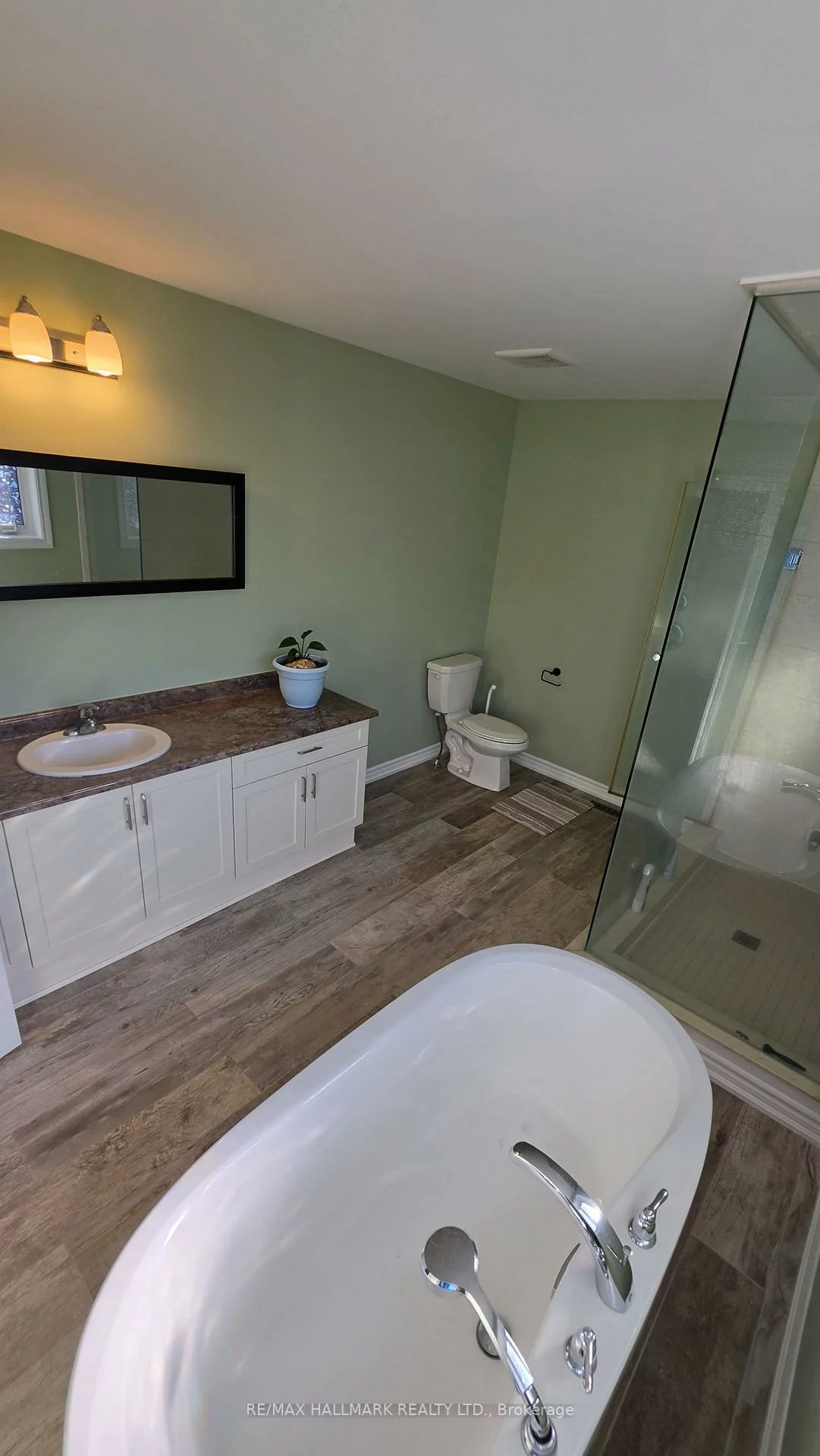 109, Chessington, Queensville, East Gwillimbury