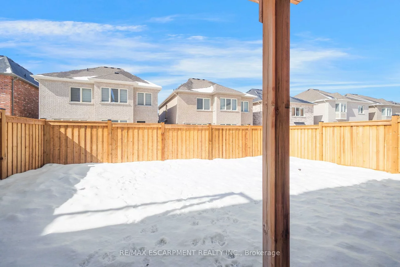86, Watershed, Queensville, East Gwillimbury