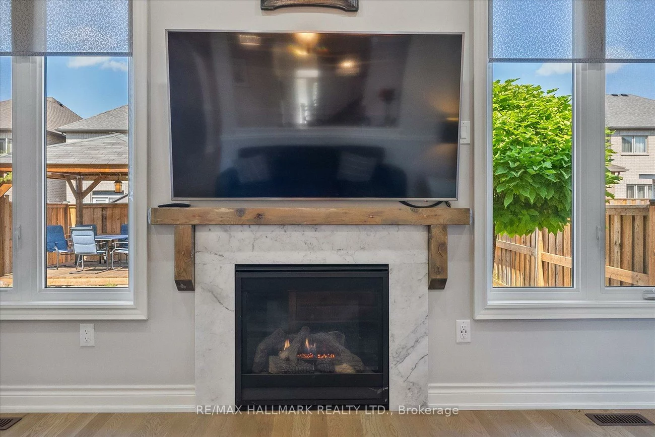 12, Deer Pass, Sharon, East Gwillimbury