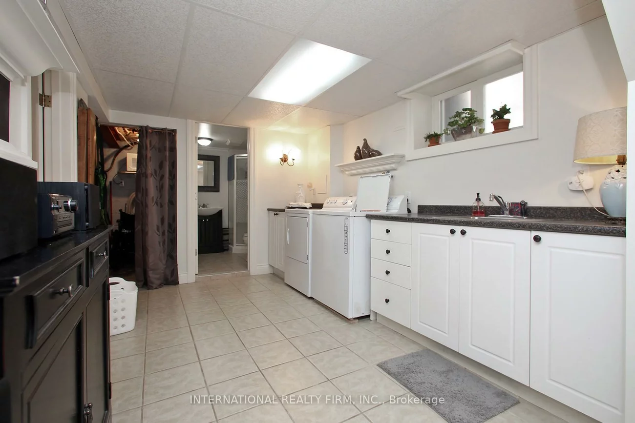 6, Charles, Sharon, East Gwillimbury