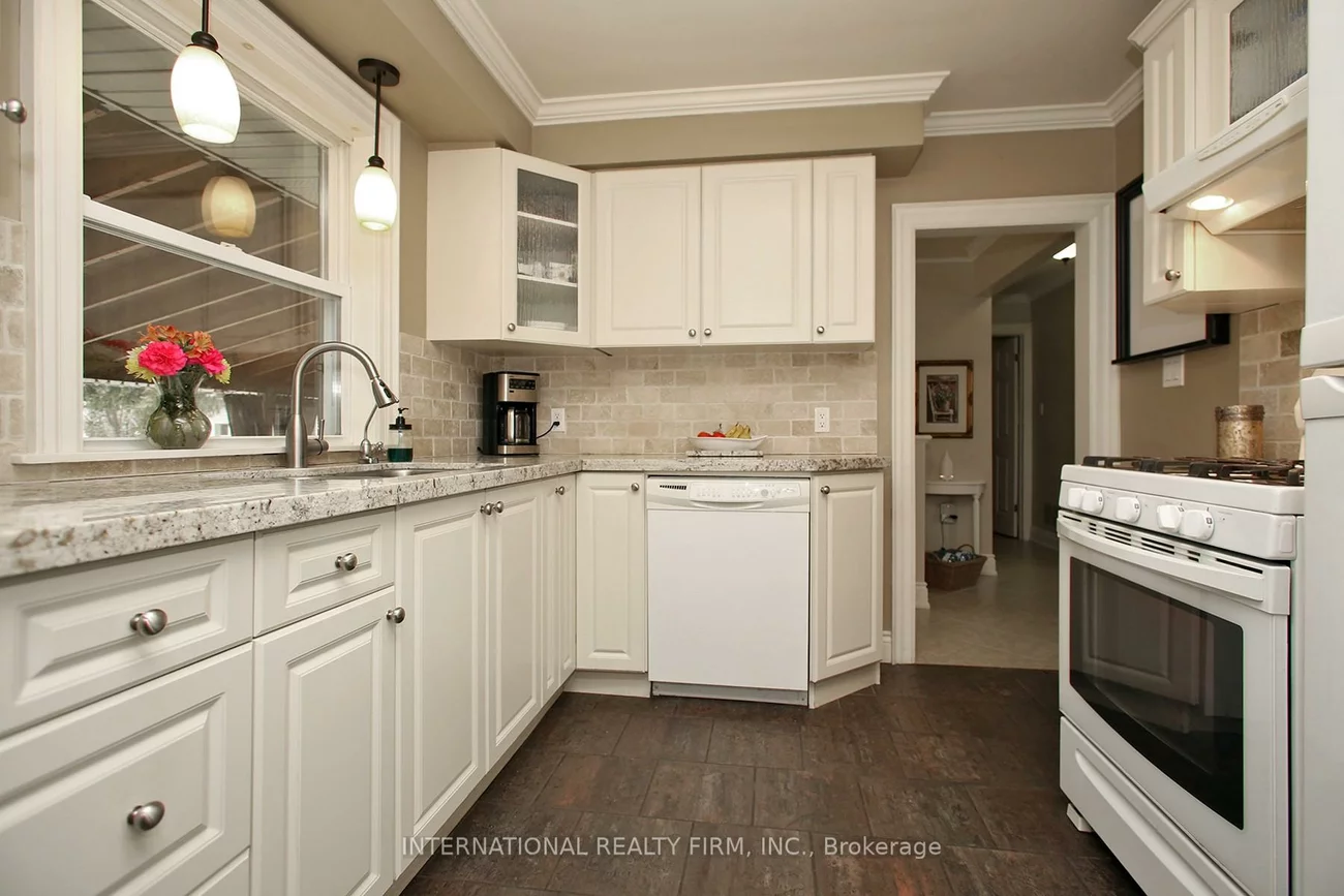 6, Charles, Sharon, East Gwillimbury
