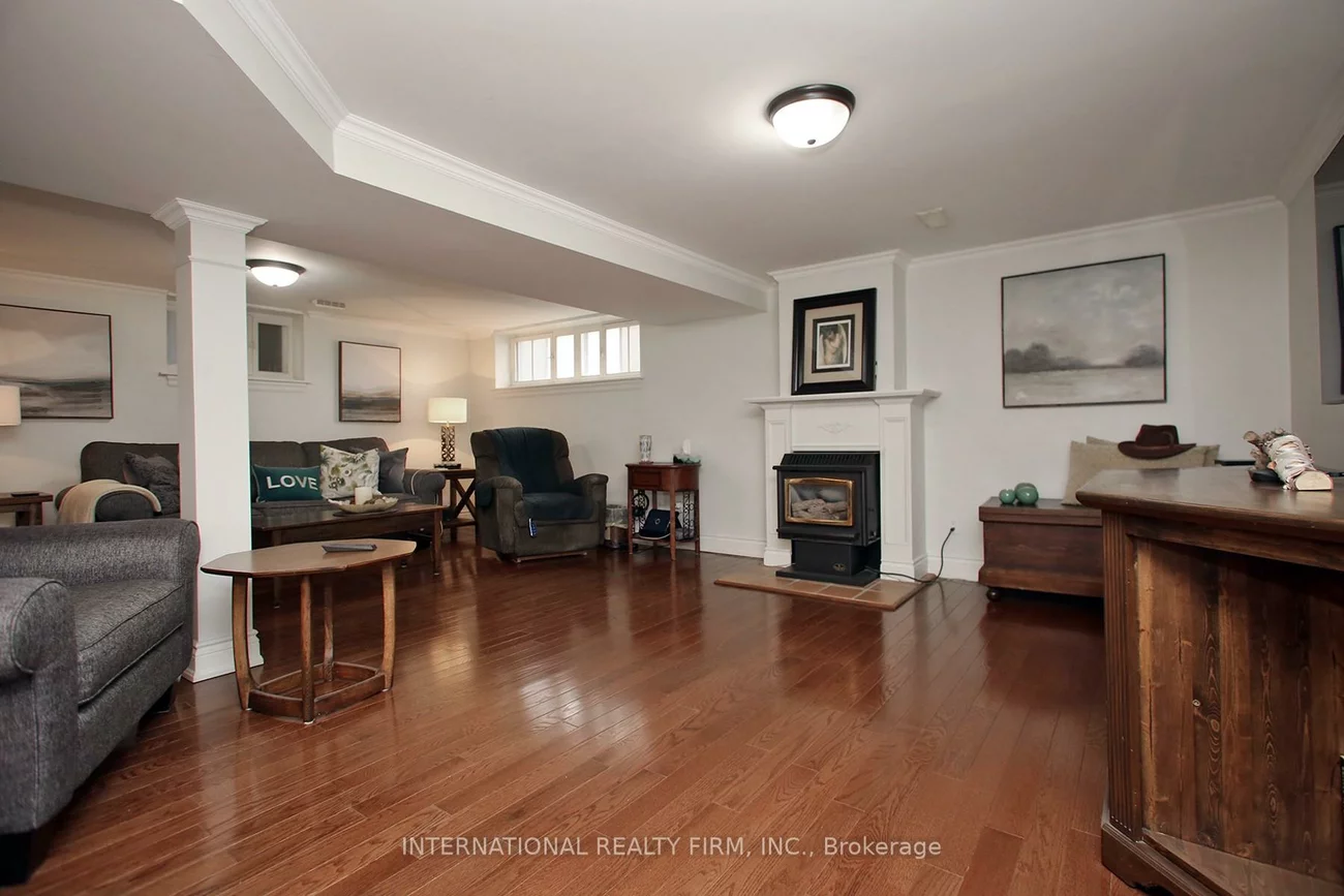 6, Charles, Sharon, East Gwillimbury