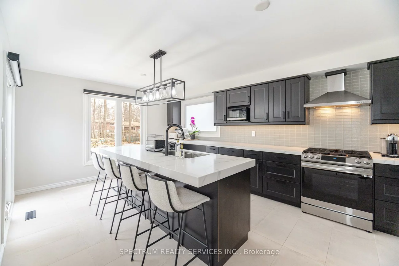52, French, Holland Landing, East Gwillimbury