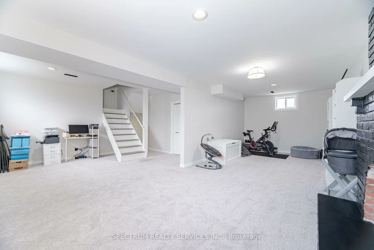 52, French, Holland Landing, East Gwillimbury