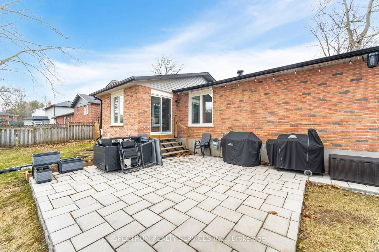 52, French, Holland Landing, East Gwillimbury