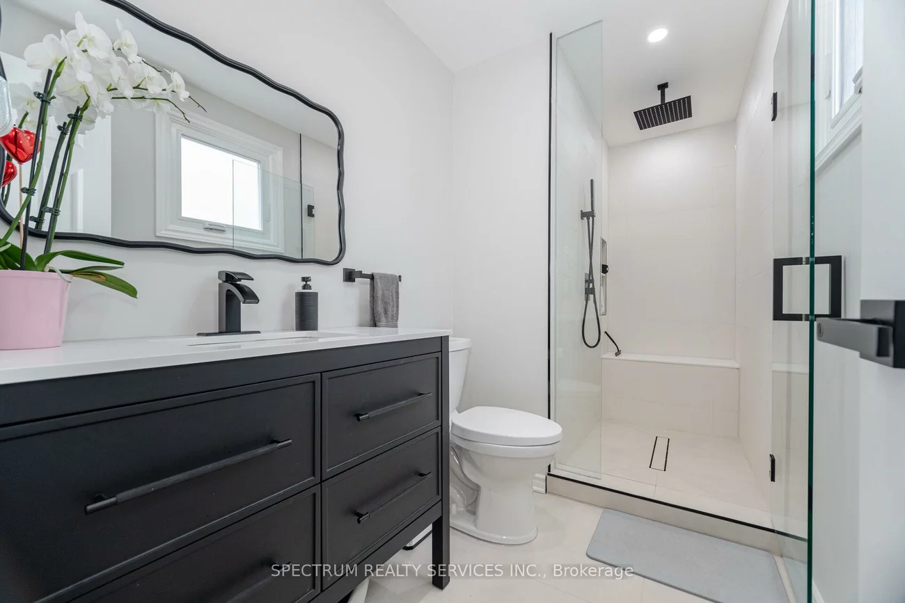 52, French, Holland Landing, East Gwillimbury