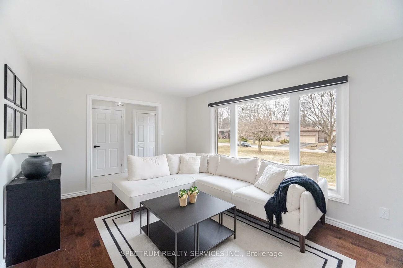 52, French, Holland Landing, East Gwillimbury