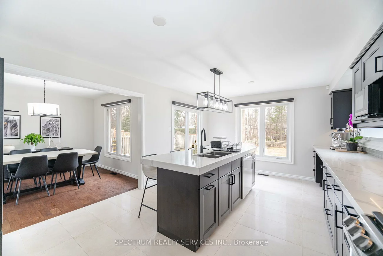 52, French, Holland Landing, East Gwillimbury