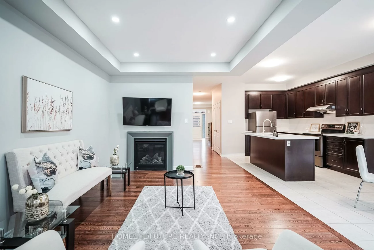 53, Mondial, Rural East Gwillimbury, East Gwillimbury