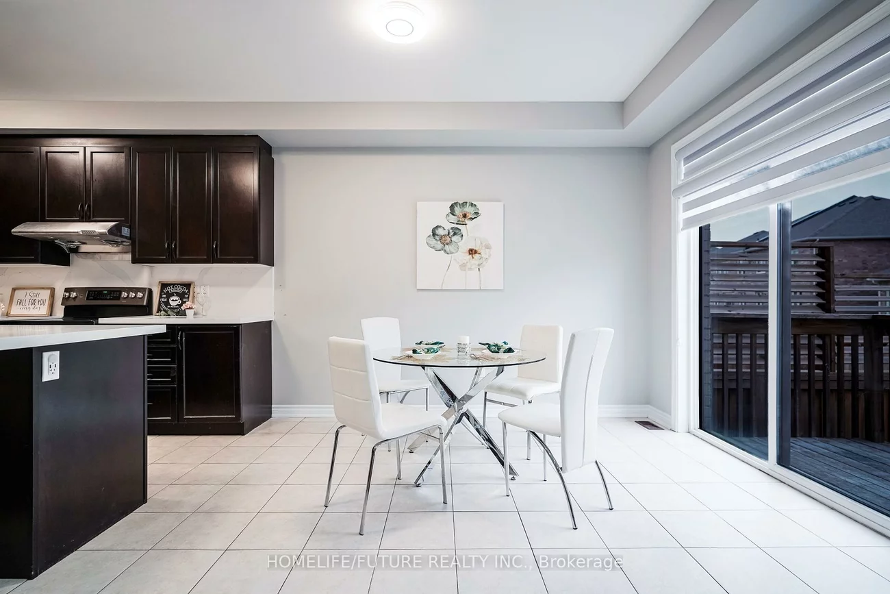 53, Mondial, Rural East Gwillimbury, East Gwillimbury