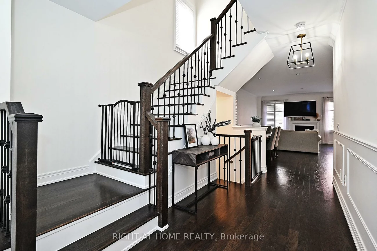 54, Blazing Star, Queensville, East Gwillimbury
