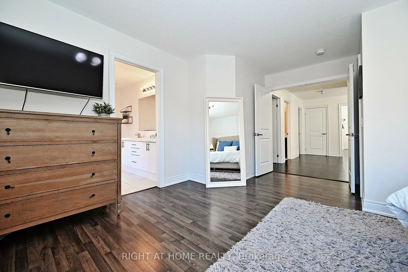 54, Blazing Star, Queensville, East Gwillimbury