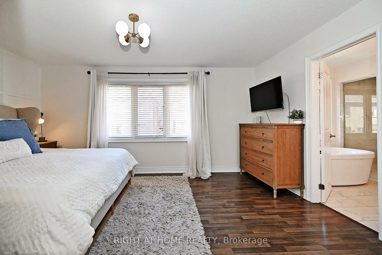 54, Blazing Star, Queensville, East Gwillimbury