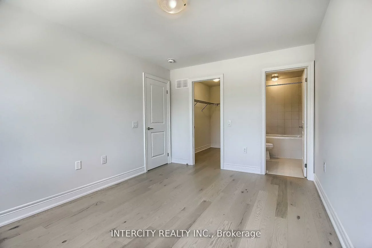 331, Seaview, Queensville, East Gwillimbury