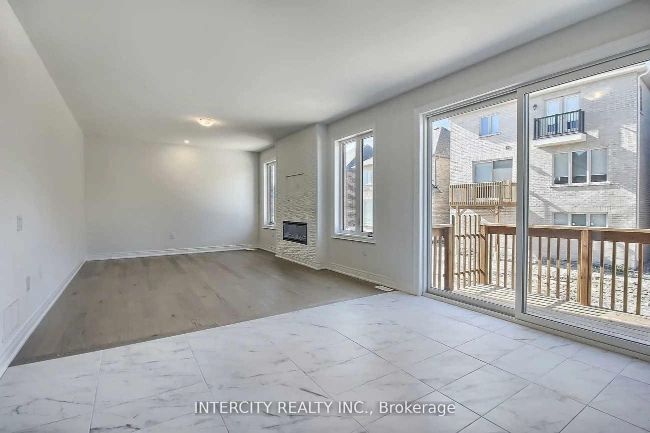 331, Seaview, Queensville, East Gwillimbury