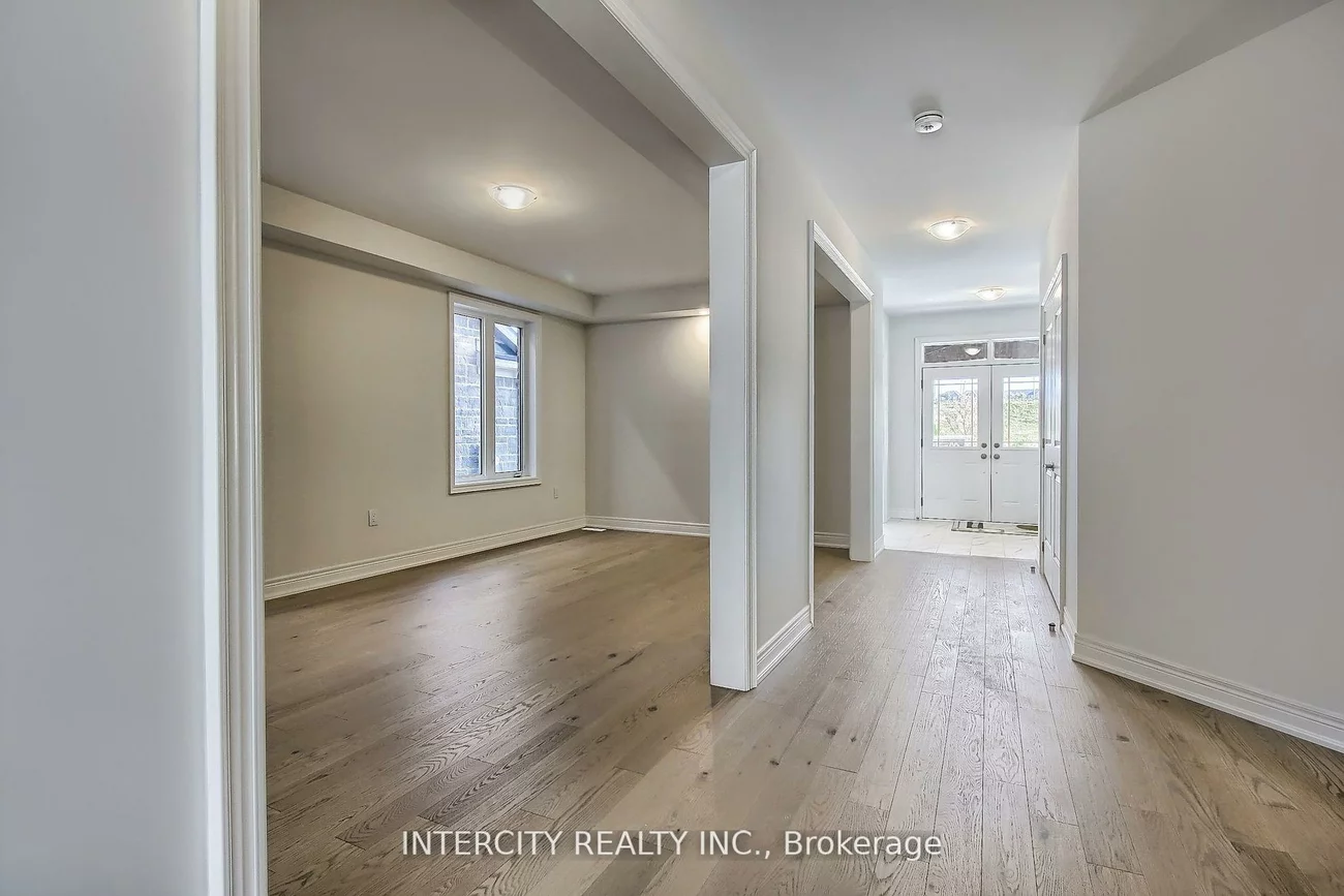 331, Seaview, Queensville, East Gwillimbury