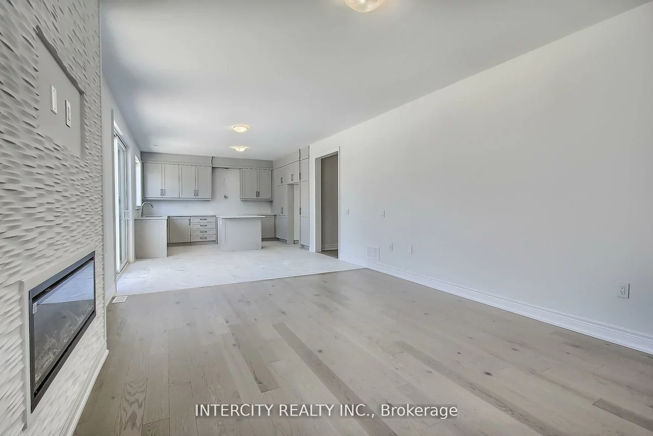 331, Seaview, Queensville, East Gwillimbury