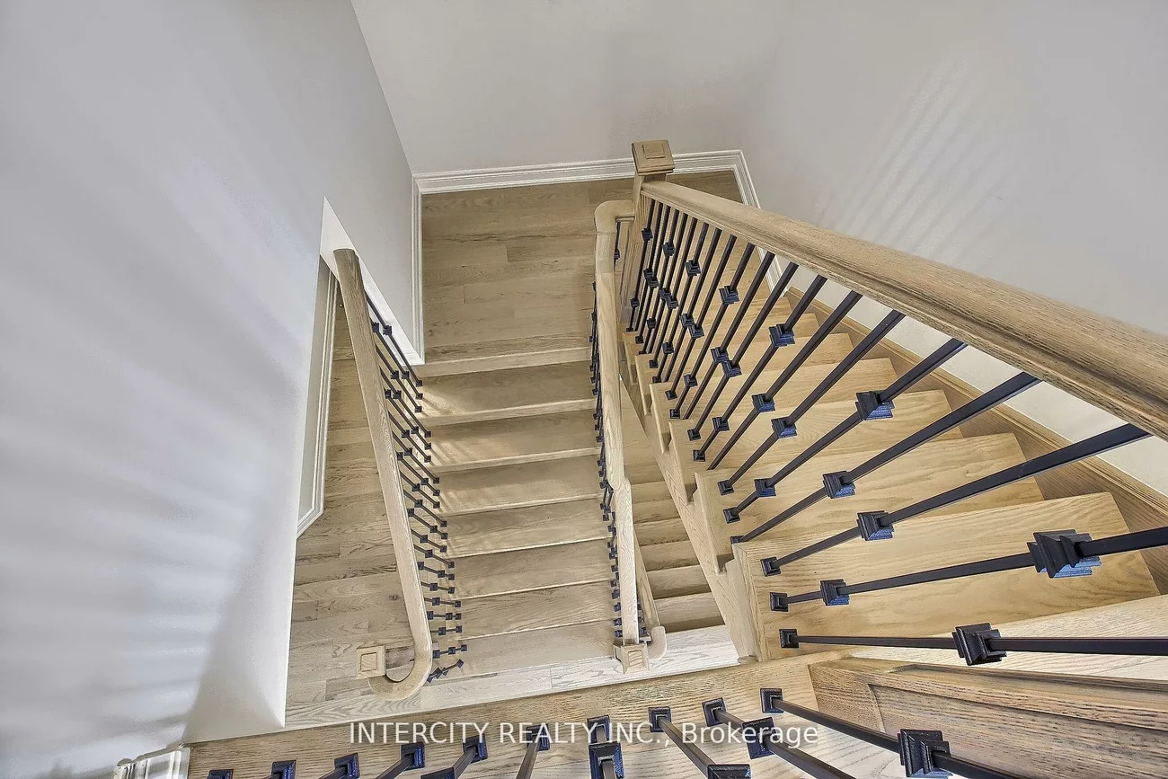 331, Seaview, Queensville, East Gwillimbury