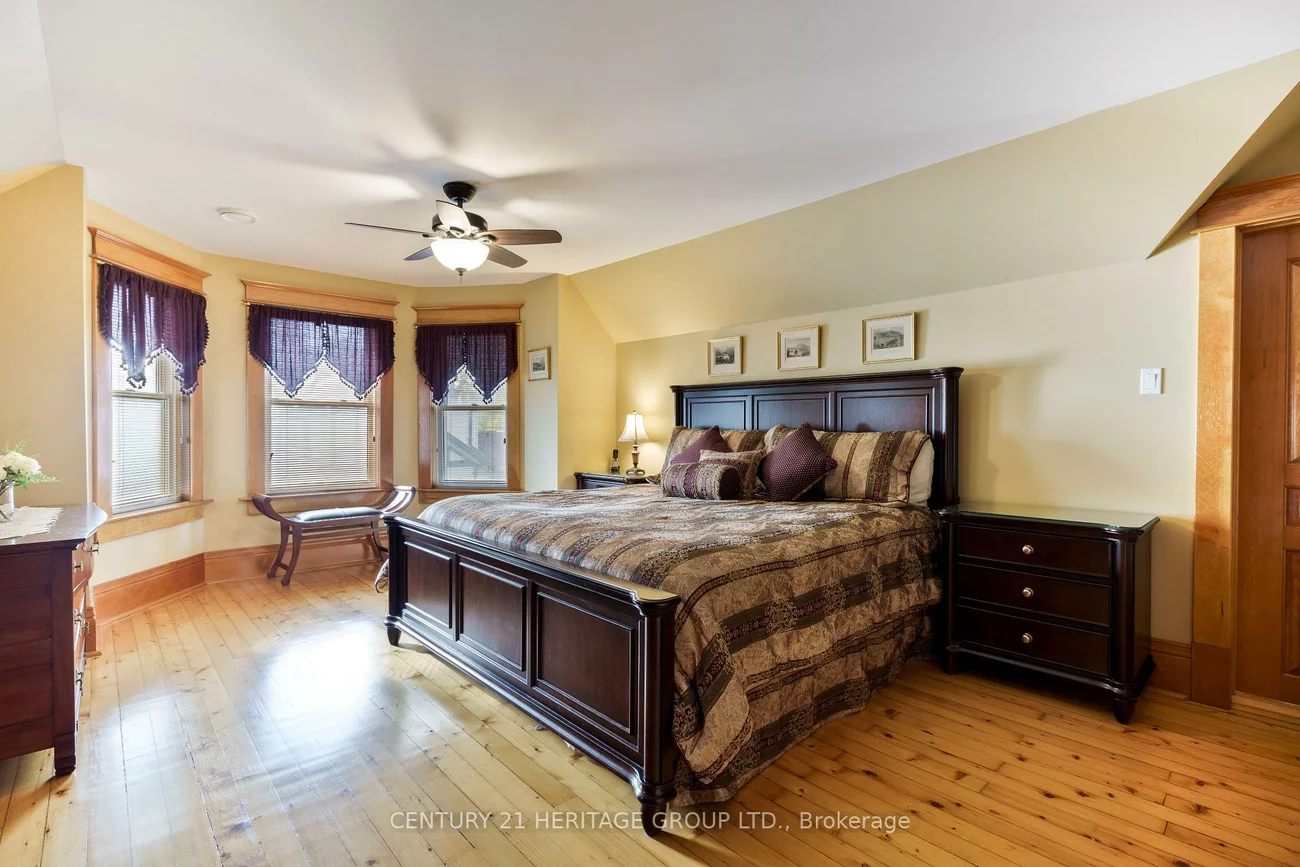20314, Leslie, Queensville, East Gwillimbury