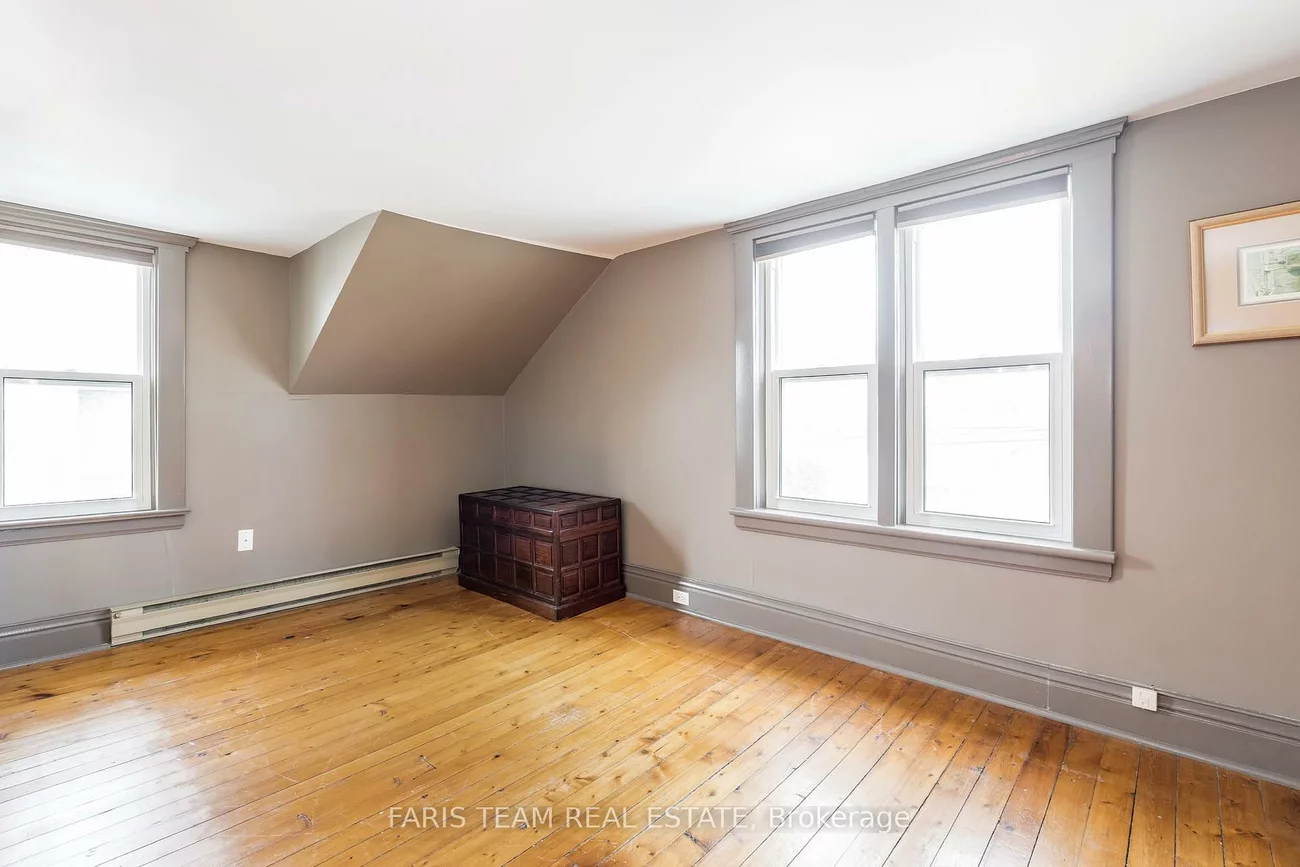 20370, Leslie, Queensville, East Gwillimbury