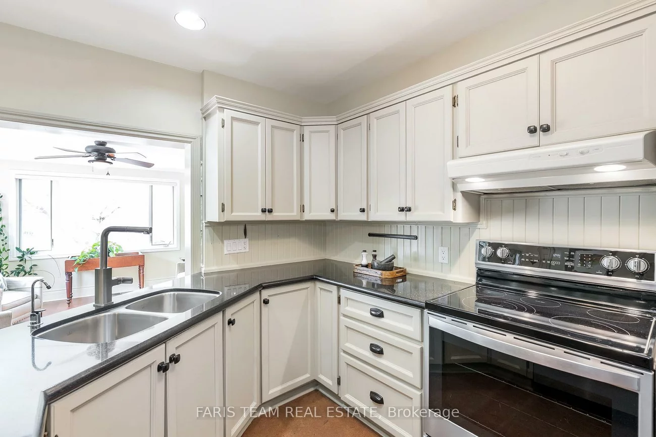 20370, Leslie, Queensville, East Gwillimbury