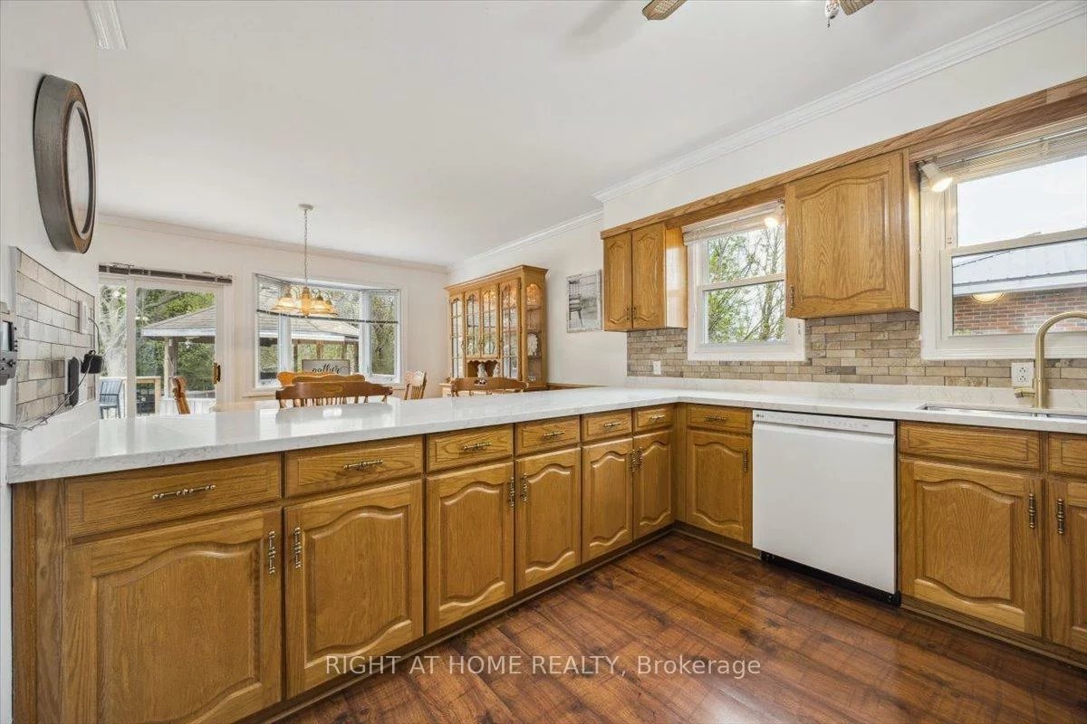 19943, Bathurst, Holland Landing, East Gwillimbury