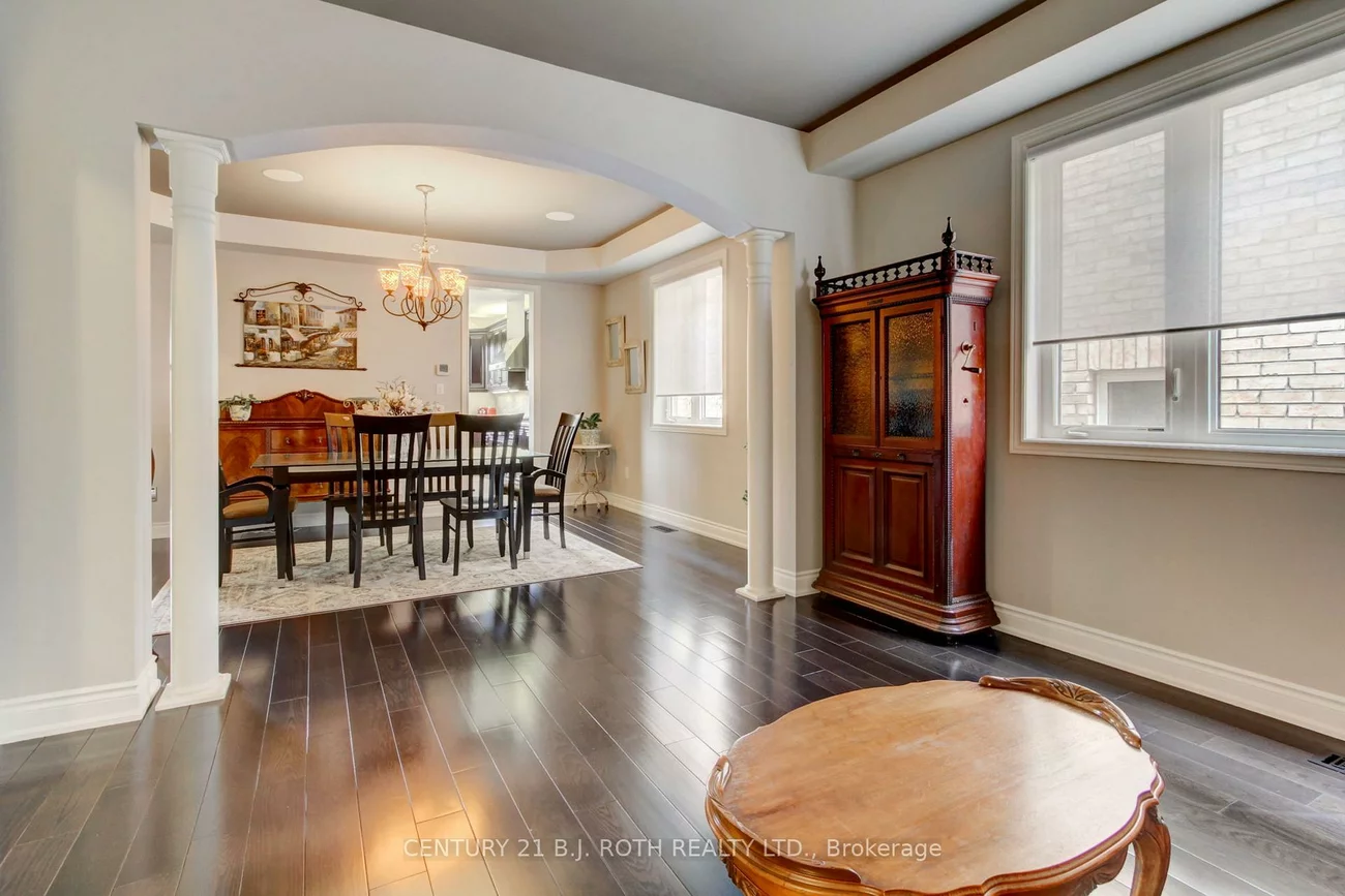 35, Manor Forest, Mt Albert, East Gwillimbury
